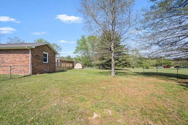 906 COUNTRY CLUB DRIVE, Tullahoma, TN 37388