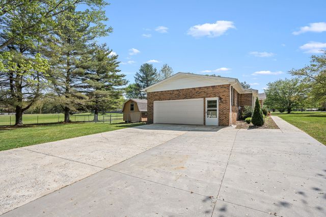 906 COUNTRY CLUB DRIVE, Tullahoma, TN 37388