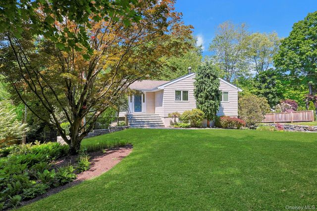 20 Robbins Road, Pleasantville, NY 10570