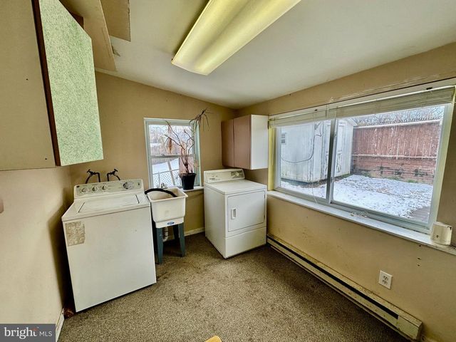 28 RIGHT WING DR, Baltimore, MD 21220