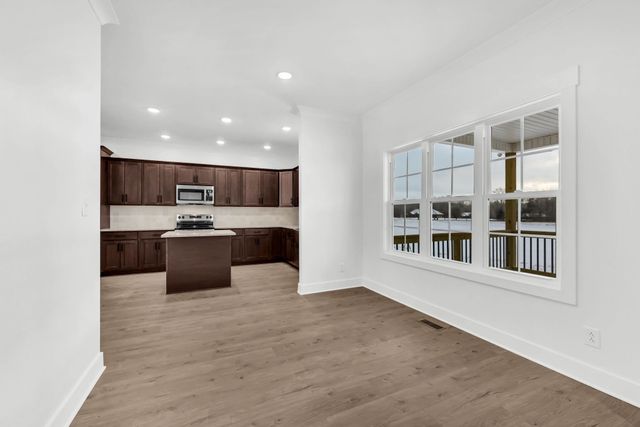 6 East Old Ashland City Rd, Clarksville, TN 37043