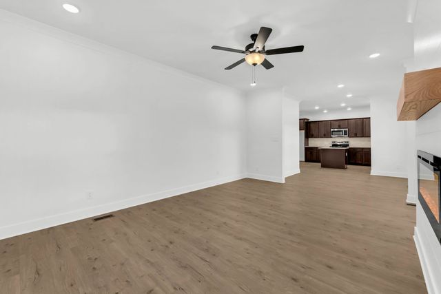 6 East Old Ashland City Rd, Clarksville, TN 37043