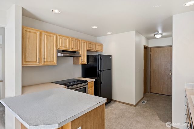 6158 S Cushman Avenue, Tacoma, WA 98408