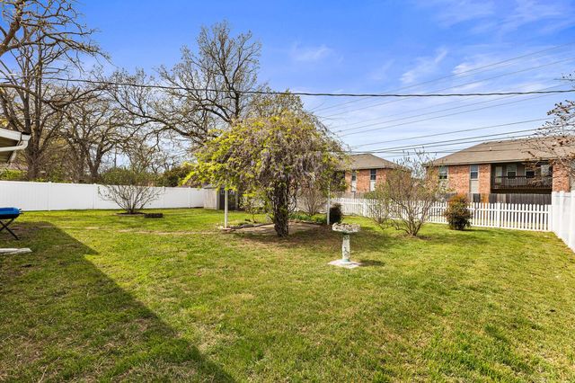 404 Oak ST, Copperas Cove, TX 76522