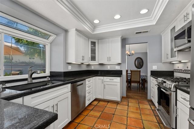 8058 E Woodsboro Avenue, Anaheim Hills, CA 92807