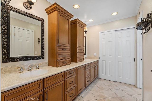 8058 E Woodsboro Avenue, Anaheim Hills, CA 92807