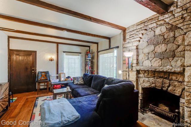 637 S CONNECTICUT Unit 4, Royal Oak, MI 48067