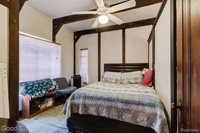 637 S CONNECTICUT Unit 4, Royal Oak, MI 48067