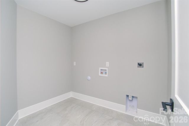 3905 Plainview Road, Charlotte, NC 28208