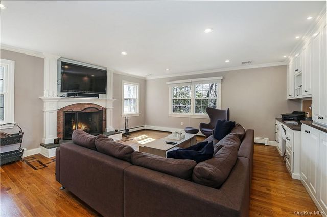 15 Hammond Road, Rye, NY 10580