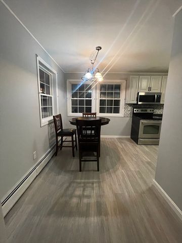 2a Stowell Ave A, Worcester, MA 01609