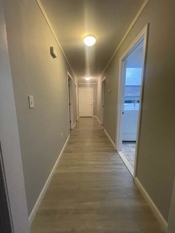 2a Stowell Ave A, Worcester, MA 01609