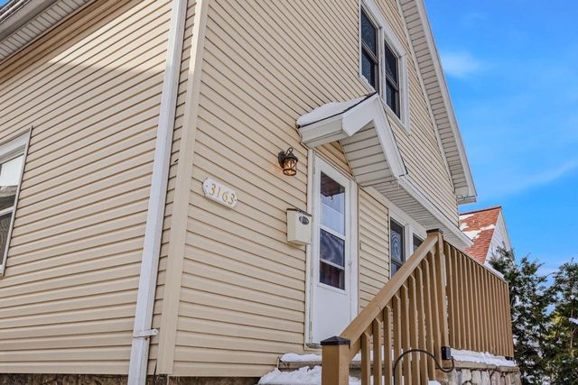 3163 S Brisbane AVENUE, Milwaukee, WI 53207