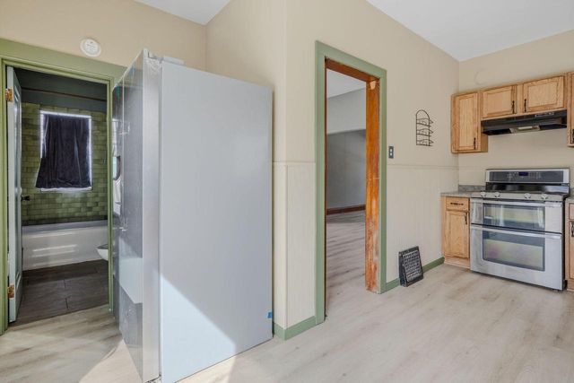 3163 S Brisbane AVENUE, Milwaukee, WI 53207