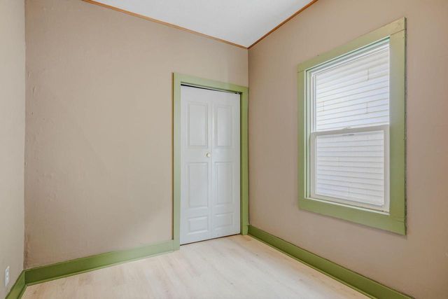 3163 S Brisbane AVENUE, Milwaukee, WI 53207