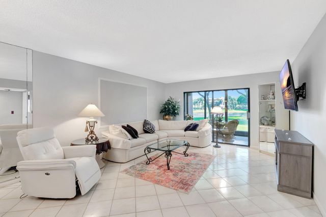 7280 Amberly Lane 110, Delray Beach, FL 33446