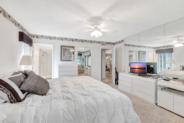 7280 Amberly Lane 110, Delray Beach, FL 33446