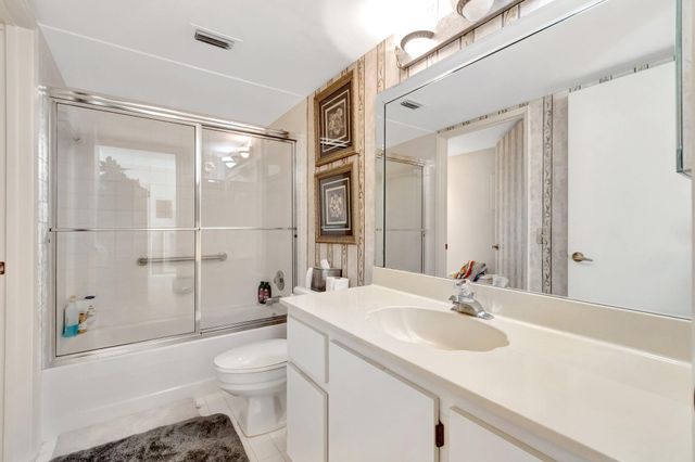 7280 Amberly Lane 110, Delray Beach, FL 33446