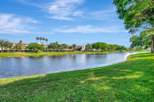 7280 Amberly Lane 110, Delray Beach, FL 33446