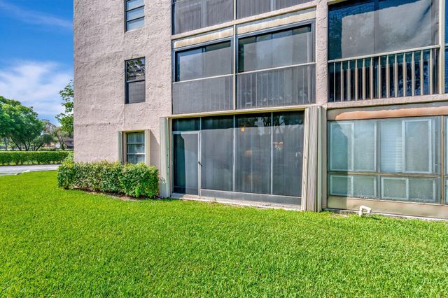 7280 Amberly Lane 110, Delray Beach, FL 33446