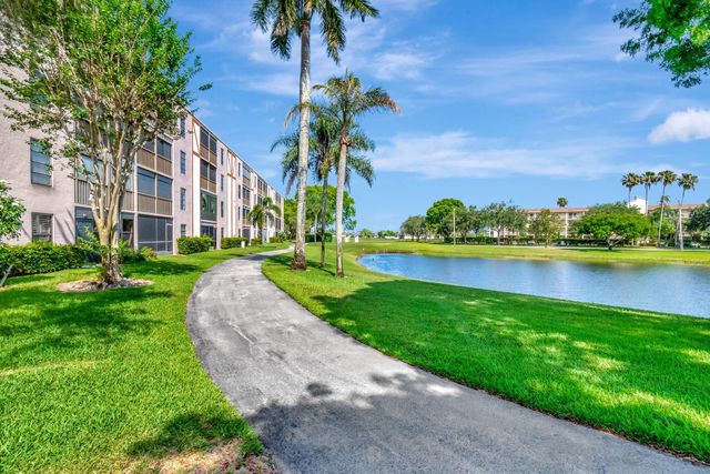 7280 Amberly Lane 110, Delray Beach, FL 33446