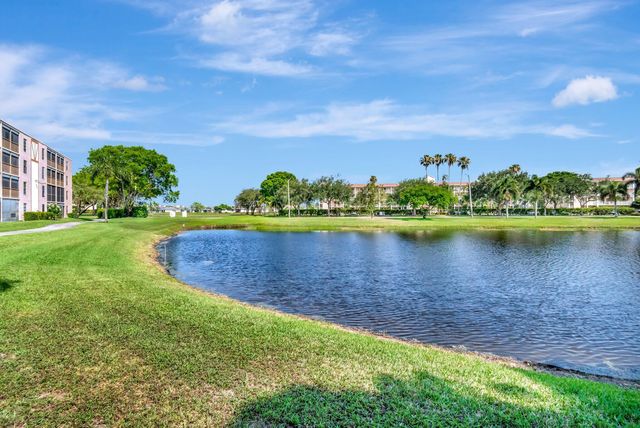 7280 Amberly Lane 110, Delray Beach, FL 33446