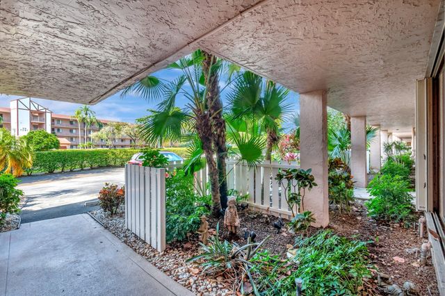 7280 Amberly Lane 110, Delray Beach, FL 33446