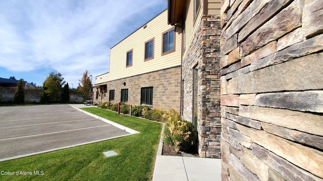 3875 N SCHREIBER WAY, Coeur D'alene, ID 83815
