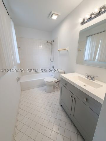 3433 NW 44th St 108, Oakland Park, FL 33309