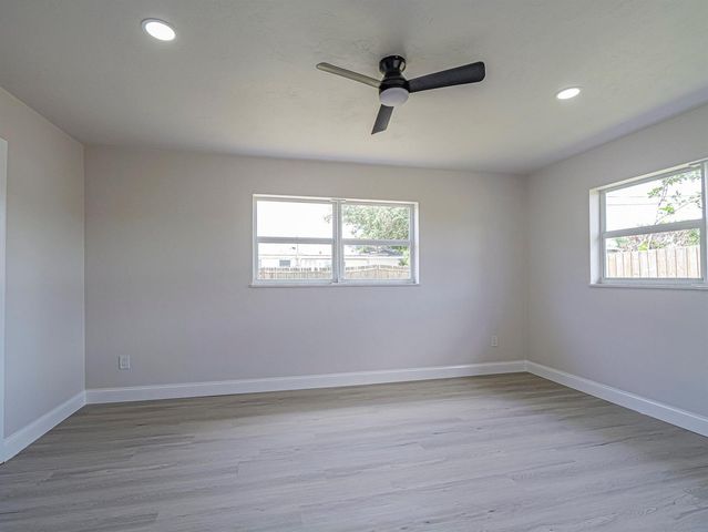 375 Manly Avenue, Sebastian, FL 32958