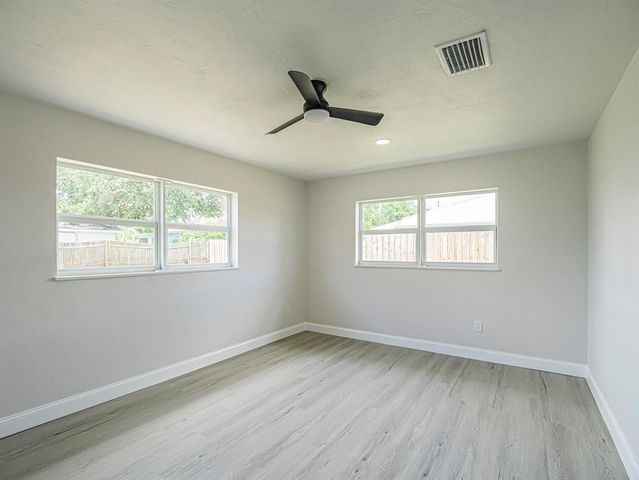 375 Manly Avenue, Sebastian, FL 32958