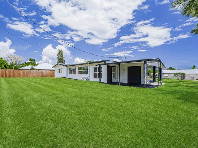 375 Manly Avenue, Sebastian, FL 32958