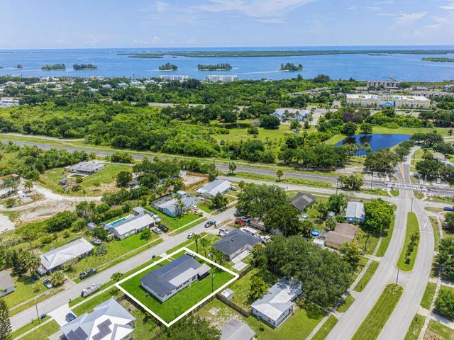 375 Manly Avenue, Sebastian, FL 32958