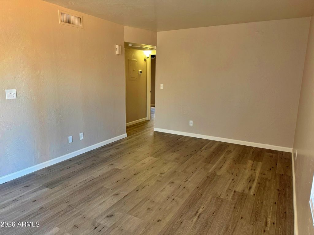 50 N MAY --, Mesa, AZ 85201 — photo 4