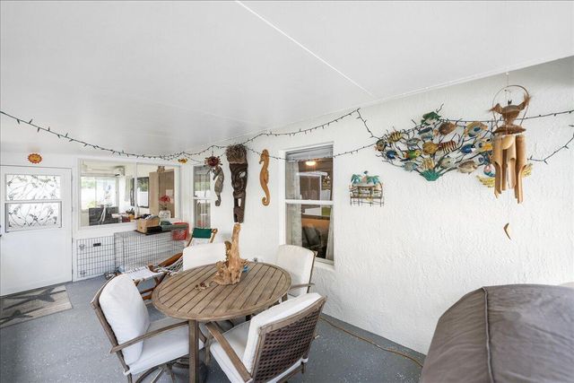 106 SE Crosspoint Drive, Port St Lucie, FL 34983