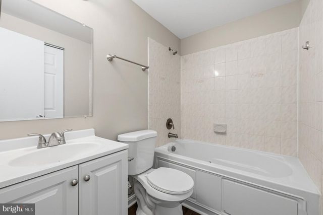 9616 BRASSIE WAY, Gaithersburg, MD 20886