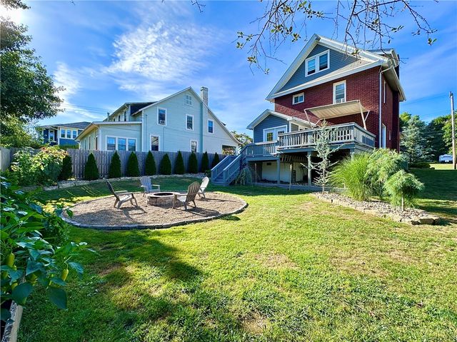 419 W Neshannock Ave, New Wilmington Boro, PA 16142