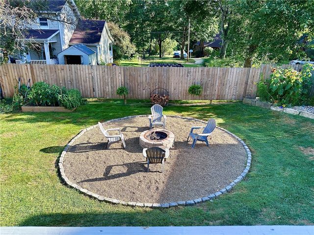 419 W Neshannock Ave, New Wilmington Boro, PA 16142