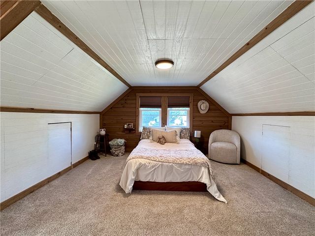 419 W Neshannock Ave, New Wilmington Boro, PA 16142