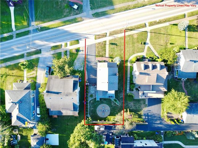 419 W Neshannock Ave, New Wilmington Boro, PA 16142