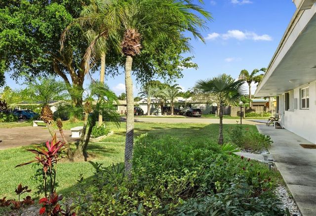 3801 NE 22nd Terrace 2, Lighthouse Point, FL 33064