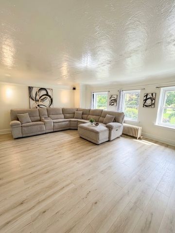 1133 E 81st Place 3, Chicago, IL 60619