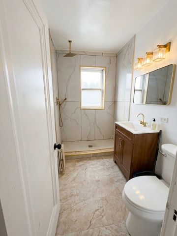 1133 E 81st Place 3, Chicago, IL 60619