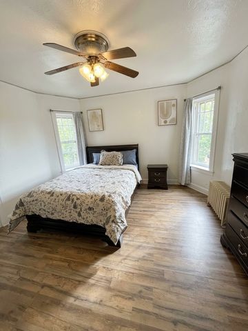 1133 E 81st Place 3, Chicago, IL 60619