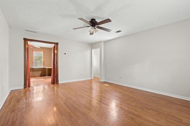 100 Shane Way SE, Mableton, GA 30126