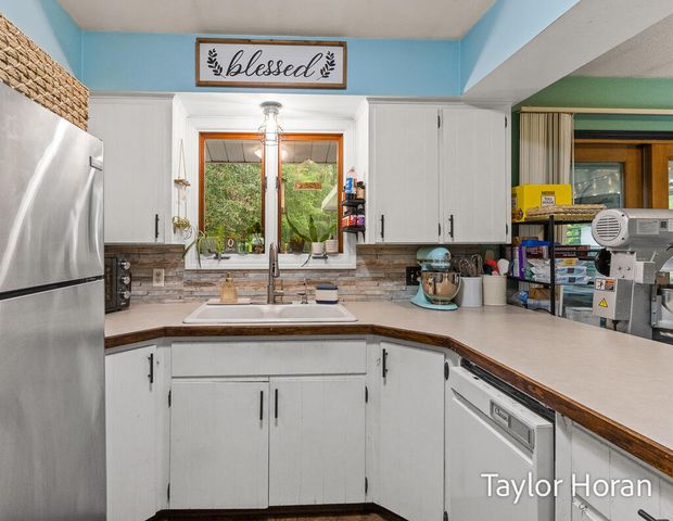 3120 Dalson Road, Twin Lake, MI 49457