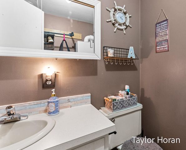 3120 Dalson Road, Twin Lake, MI 49457
