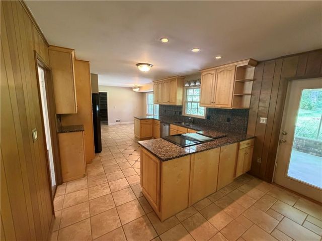 3887 Menlo Drive, Atlanta, GA 30340