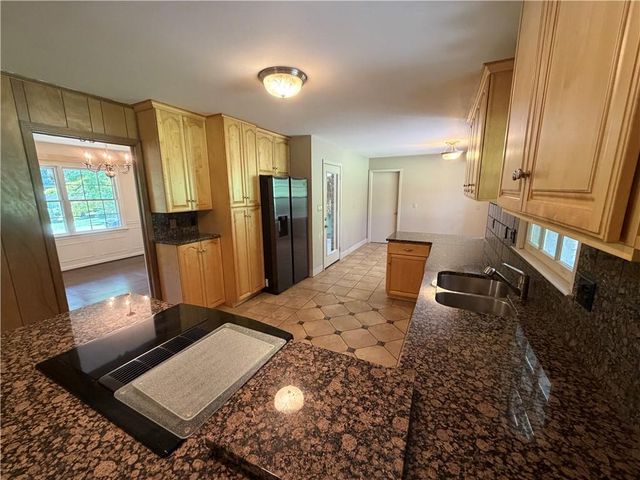 3887 Menlo Drive, Atlanta, GA 30340
