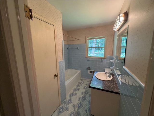3887 Menlo Drive, Atlanta, GA 30340